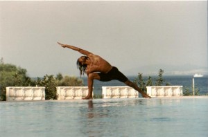 Utthita_Parsvakonasana1